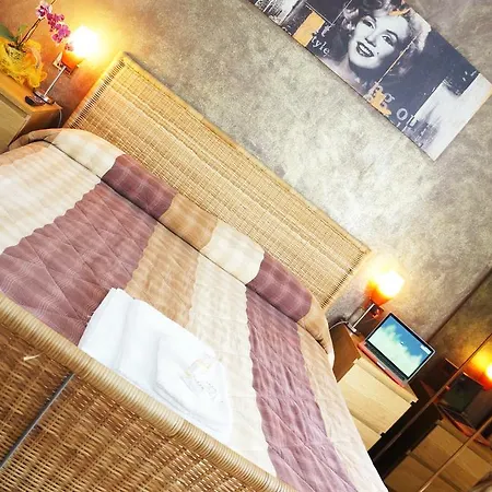 B&B Stephany-3